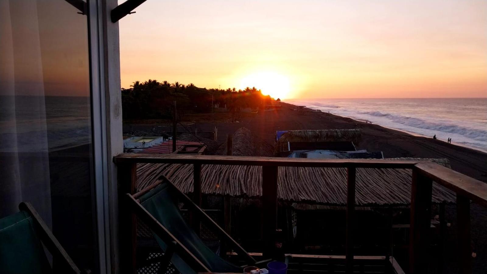Black Sand Beachhouse มอนเตริโก ภายนอก รูปภาพ